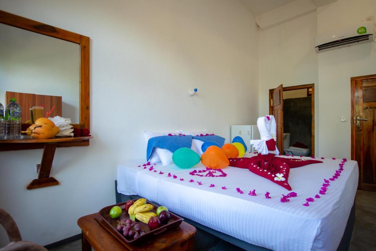 The Surf Access Guest House Baía de Arugam Exterior foto